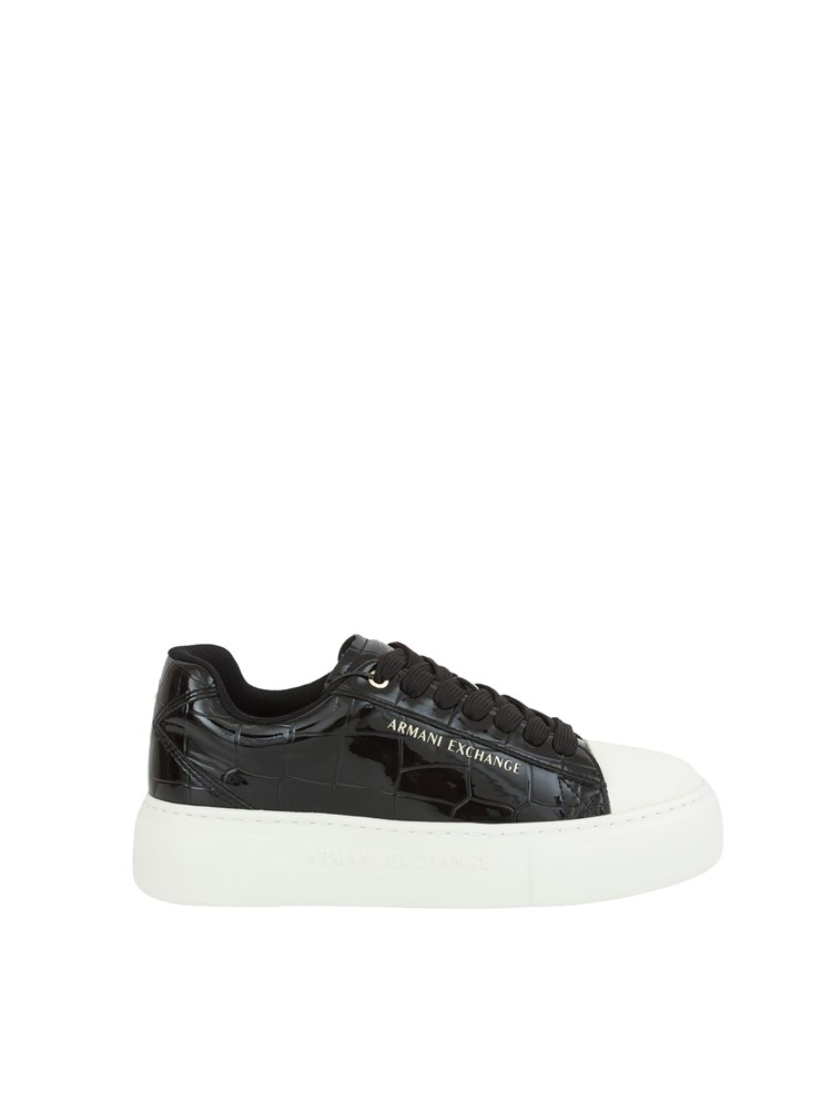 Sneakers donna Emporio Armani in ecopelle nera lucida effetto coccodrillo