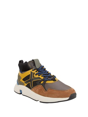 Sneakers uomo Munich Clik 103 in pelle e tessuto giallo e marrone in UOMO