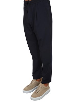 Pantaloni 