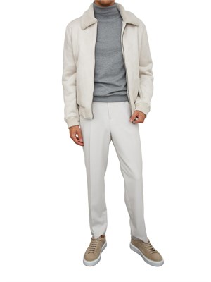 Pantaloni 