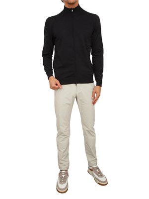Maglia cardigan Boss uomo in lana vergine nero in UOMO