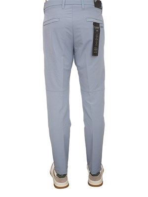 Pantaloni Boss uomo in tessuto tecnico azzurro in UOMO