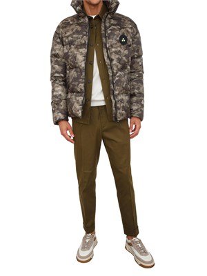 Piumino uomo Peuterey camouflage in collaborazione con Tony Effe in UOMO