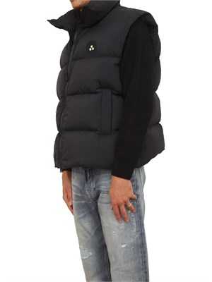 Gilet imbottito Peuterey nero con piuma naturale in collaborazione con Tony Effe in UOMO
