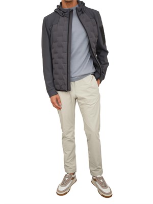 Giubbino Boss uomo grigio con piume d'oca in UOMO