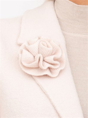 Giacca Blugirl in maglia di lana rosa con spilla removibile in DONNA