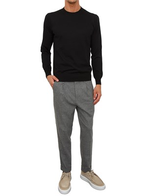 Maglia girocollo Paolo Pecora in lana merino nero in UOMO