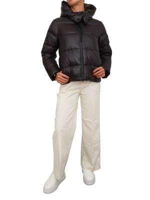 Piumino Peuterey donna in nylon idrorepellente nero in DONNA