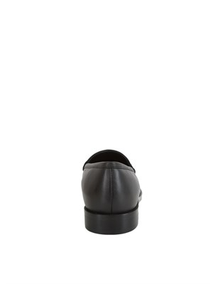 Mocassino Twinset in pelle nera con logo oro in DONNA