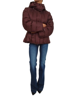 Piumino corto Romolo Max Mara MM in tessuto brodeaux antigoccia in DONNA