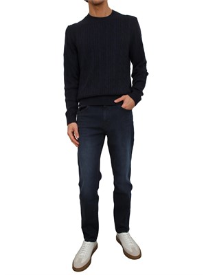 Maglia Boss uomo a trecce in cashmere e lana blu in UOMO