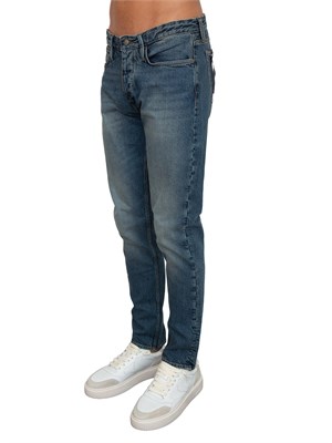 Jeans Emporio Armani uomo in denim delavÉ in UOMO