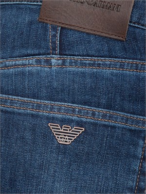 Jeans uomo Emporio Armani in cotone blu scuro in UOMO