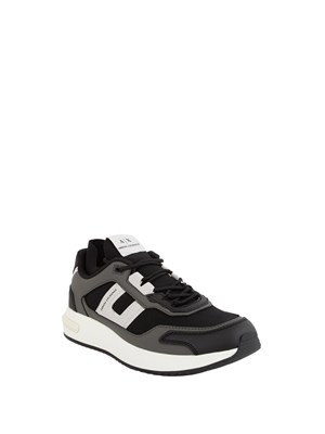 Sneakers uomo Armani Exchange in tessuto tecnico nero in UOMO