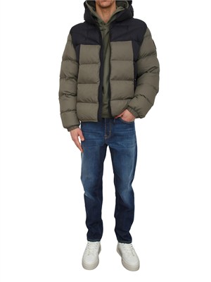 Giubbino Molveno Napapijri in tessuto tecnico verde in UOMO