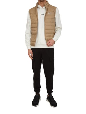 Felpa EA7 Emporio Armani in cotone bianco avorio in UOMO