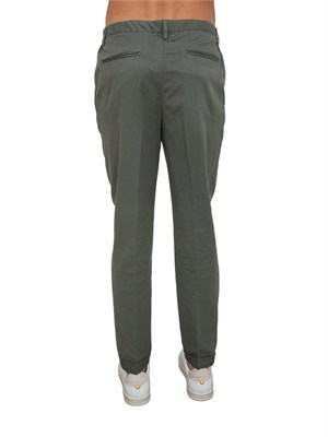 Pantaloni chino Aiace Galassi in tencel e cotone verde in UOMO