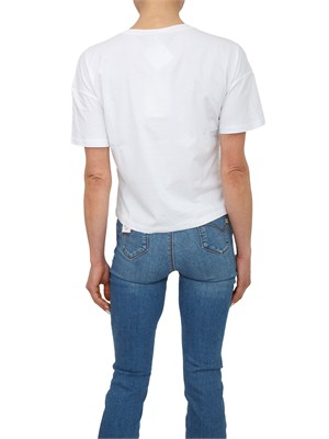 T-shirt Fracomina in cotone bianco con strass a farfalla in DONNA