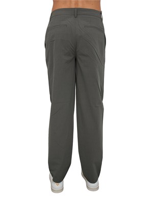 Pantaloni Armani Exchange uomo in viscosa e lana verdi in UOMO