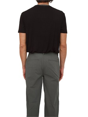 T-shirt Armani Exchange in viscosa nera profili collo in UOMO