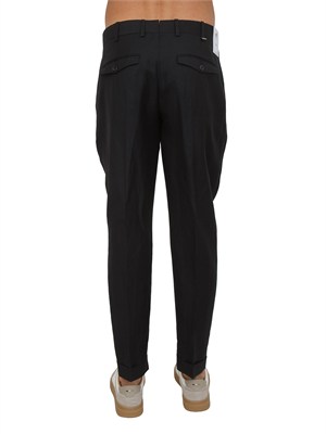 Pantaloni neri PT Torino in misto lana e lino in UOMO