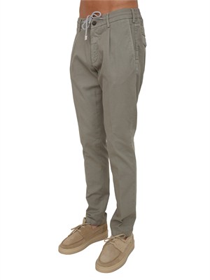 Pantaloni jogger Eleventy uomo in cotone verde in UOMO