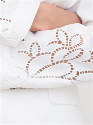 Giacca monopetto Ermanno Firenze in puro lino bianco e ricami in DONNA