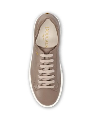 Sneaker Doucal's uomo in nappa di ovino taupe in UOMO