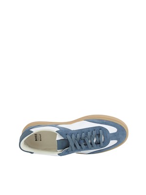 Sneakers Boss uomo in pelle blu e bianche in UOMO
