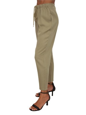 Pantaloni Bernadet Kocca in tessuto verde in DONNA