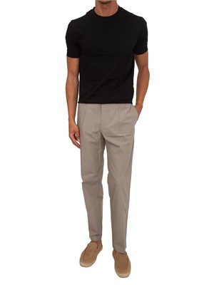 T-shirt Emporio Armani uomo in cotone nero in UOMO