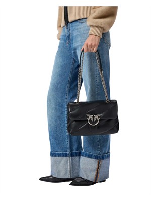 Borsa Love Bag Puff Pinko in pelle nera fibbia argento in DONNA