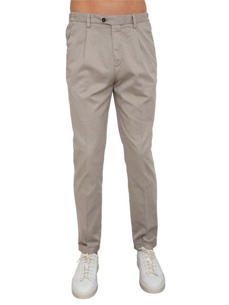 pantaloni chino aiace galassi in tencel e cotone tortora dvr47g048